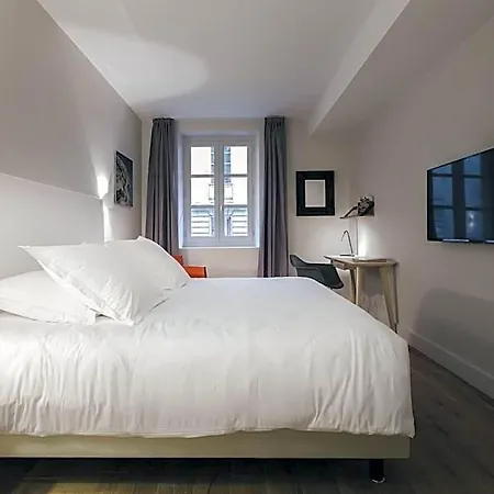 T3 Luxe Hyper Centre 4* Bordéus