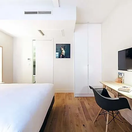 T3 Luxe Hyper Centre Alojamento de Acomodação e Pequeno-almoço 4*