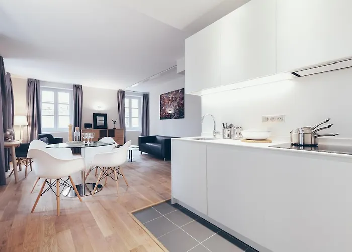 T3 Luxe Hyper Centre Oda ve Kahvaltı 4*