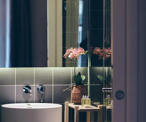 T3 Luxe Hyper Centre 4* Μπορντό