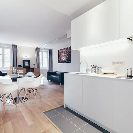 T3 Luxe Hyper Centre Nocleg ze śniadaniem 4*
