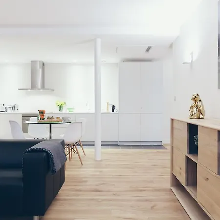 לינה וארוחת בוקר T3 Luxe Hyper Centre בורדו