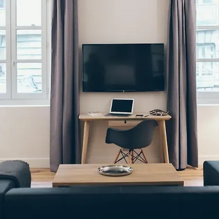 Nocleg ze śniadaniem T3 Luxe Hyper Centre