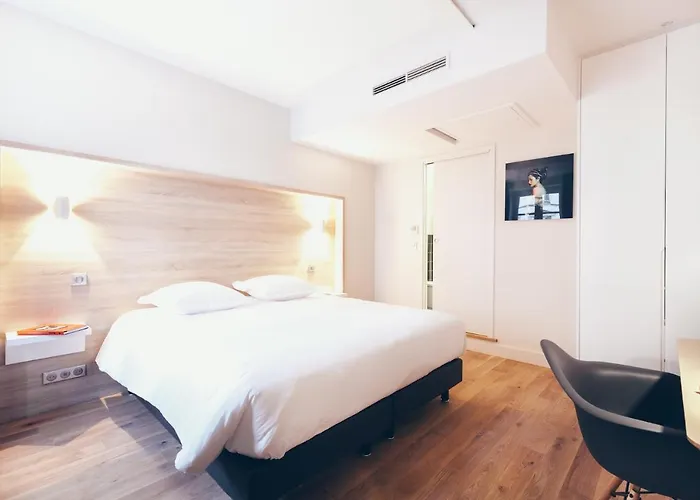 T3 Luxe Hyper Centre 4*