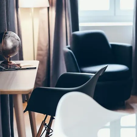 T3 Luxe Hyper Centre 4* Бордо